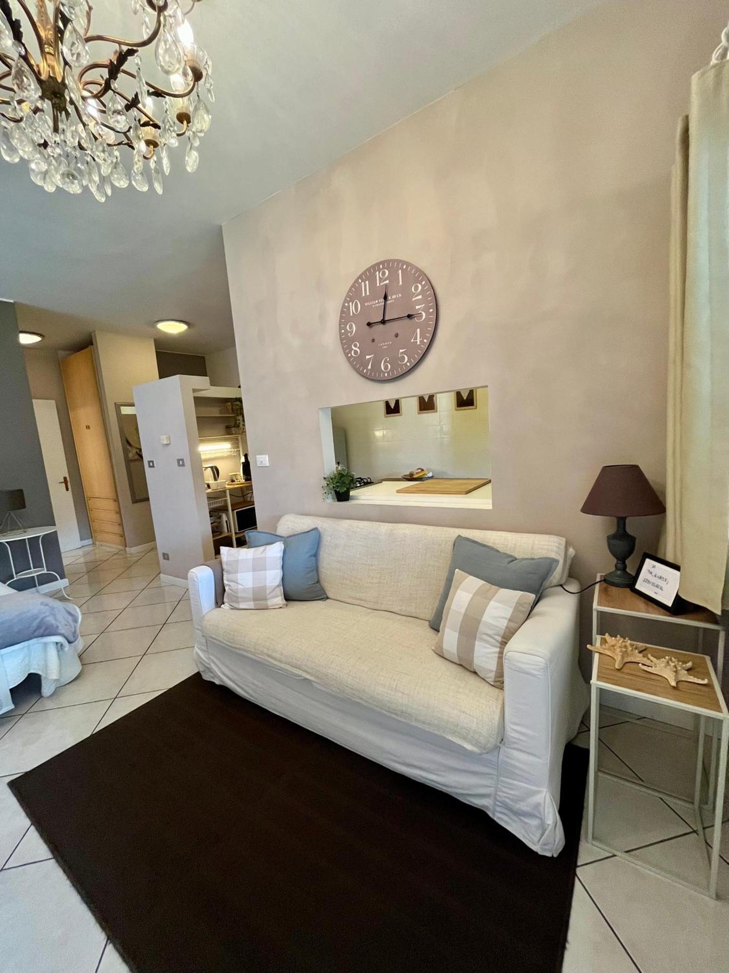 Your Studio Apartment In Sirmione Luaran gambar