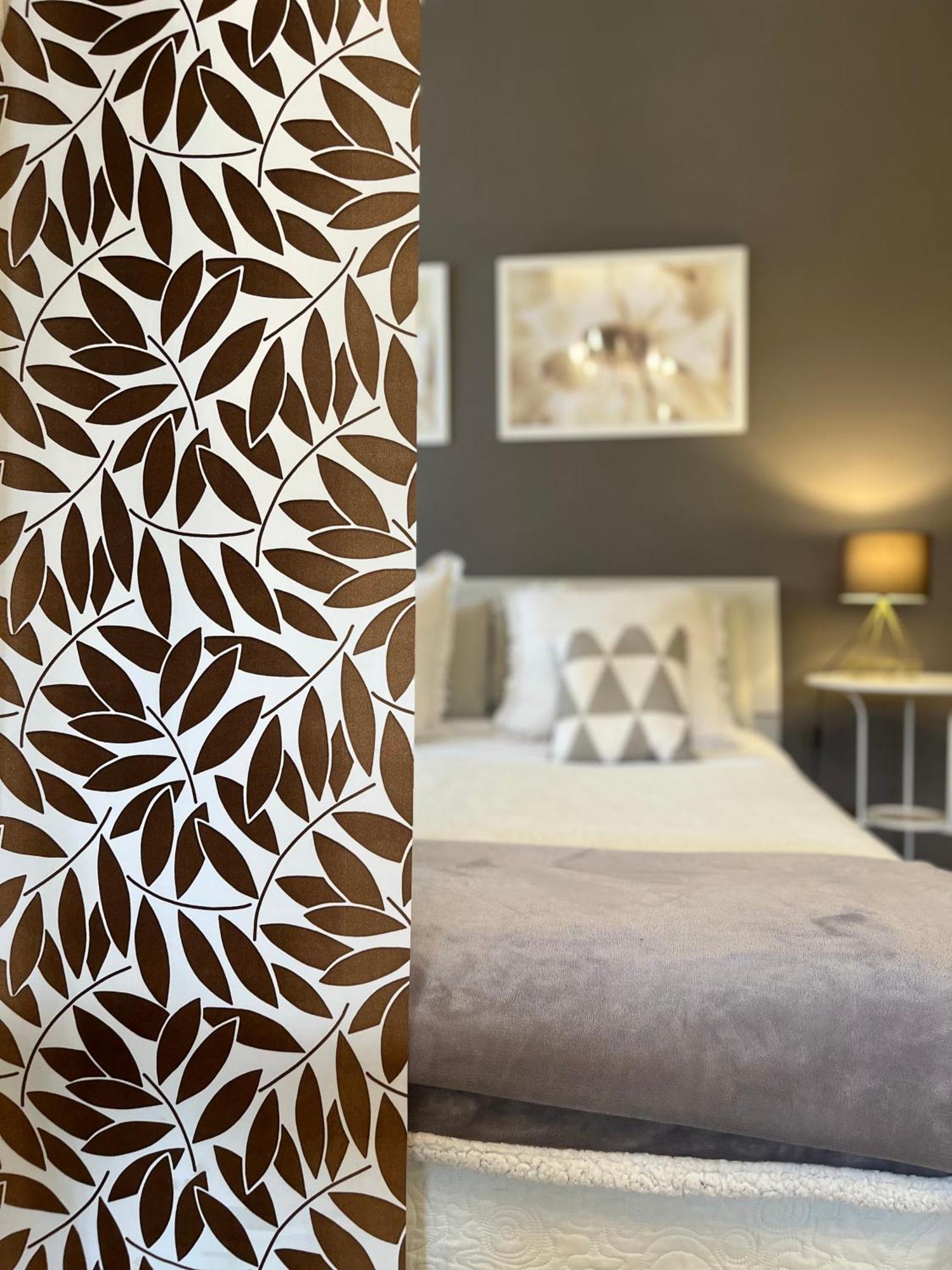 Your Studio Apartment In Sirmione Luaran gambar